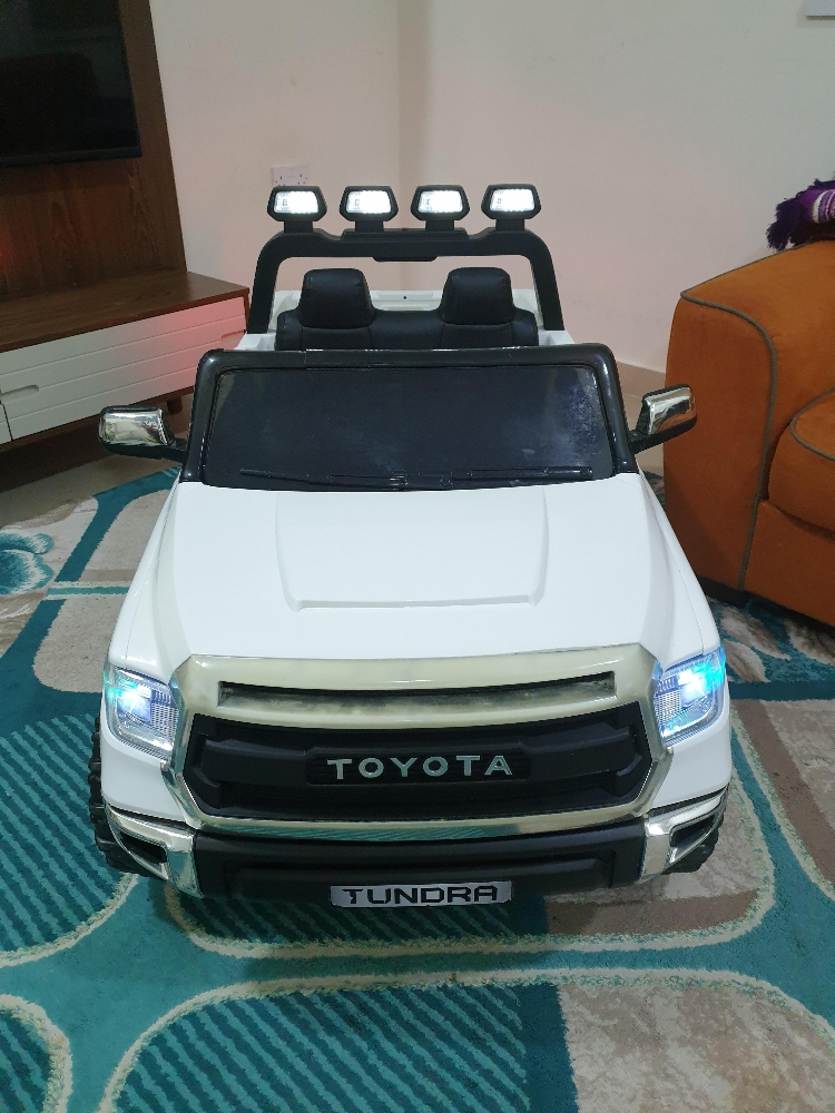Toyota Tundra XL 24 Volt Remote Control 2 Seat Ride On Pickup Truck Leather Seat