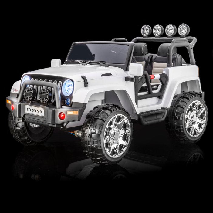White Rubicon-style toddler ride-on jeep