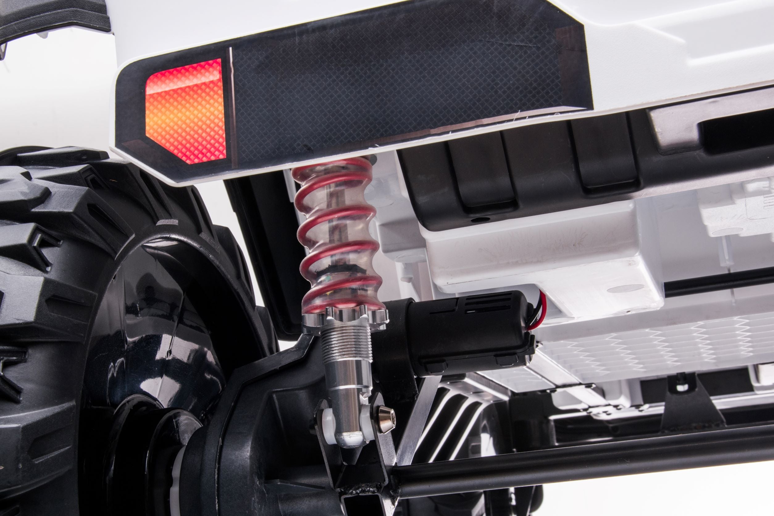 Comanche Ride On 2 Seat 24V jeep with 2WD and Rubber Tires